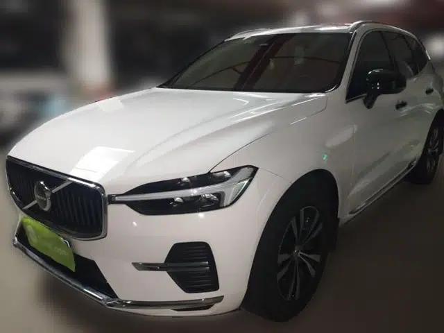 Volvo XC60 2024 B5 4x4 Smart Luxury Edition