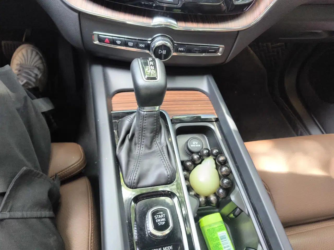 Volvo XC60 2021 T5 4x4 Smart Luxury Edition — миниатюра 14