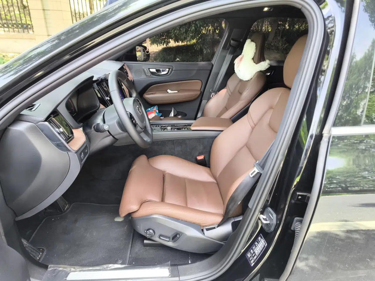 Volvo XC60 2021 T5 4x4 Smart Luxury Edition — миниатюра 15