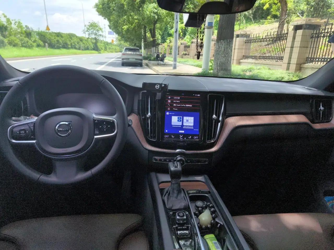 Volvo XC60 2021 T5 4x4 Smart Luxury Edition — миниатюра 9