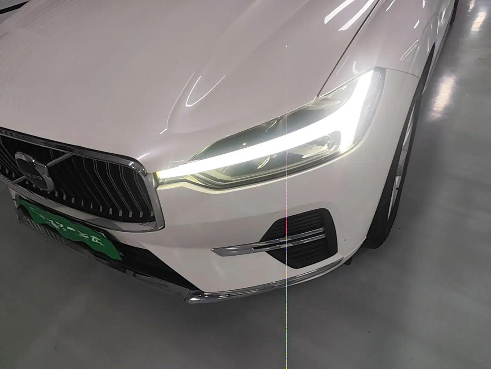 Volvo XC60 2022 B5 4x4 Zhiyi Luxury Edition — миниатюра 8