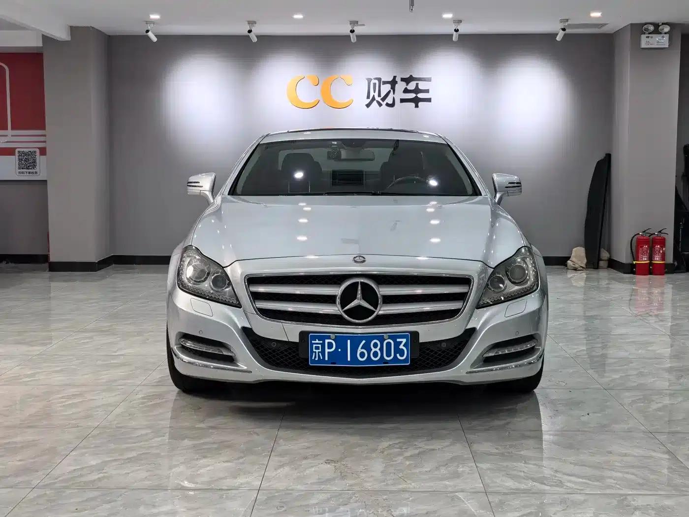 2012 Mercedes-Benz CLS 300 CGI — миниатюра 2