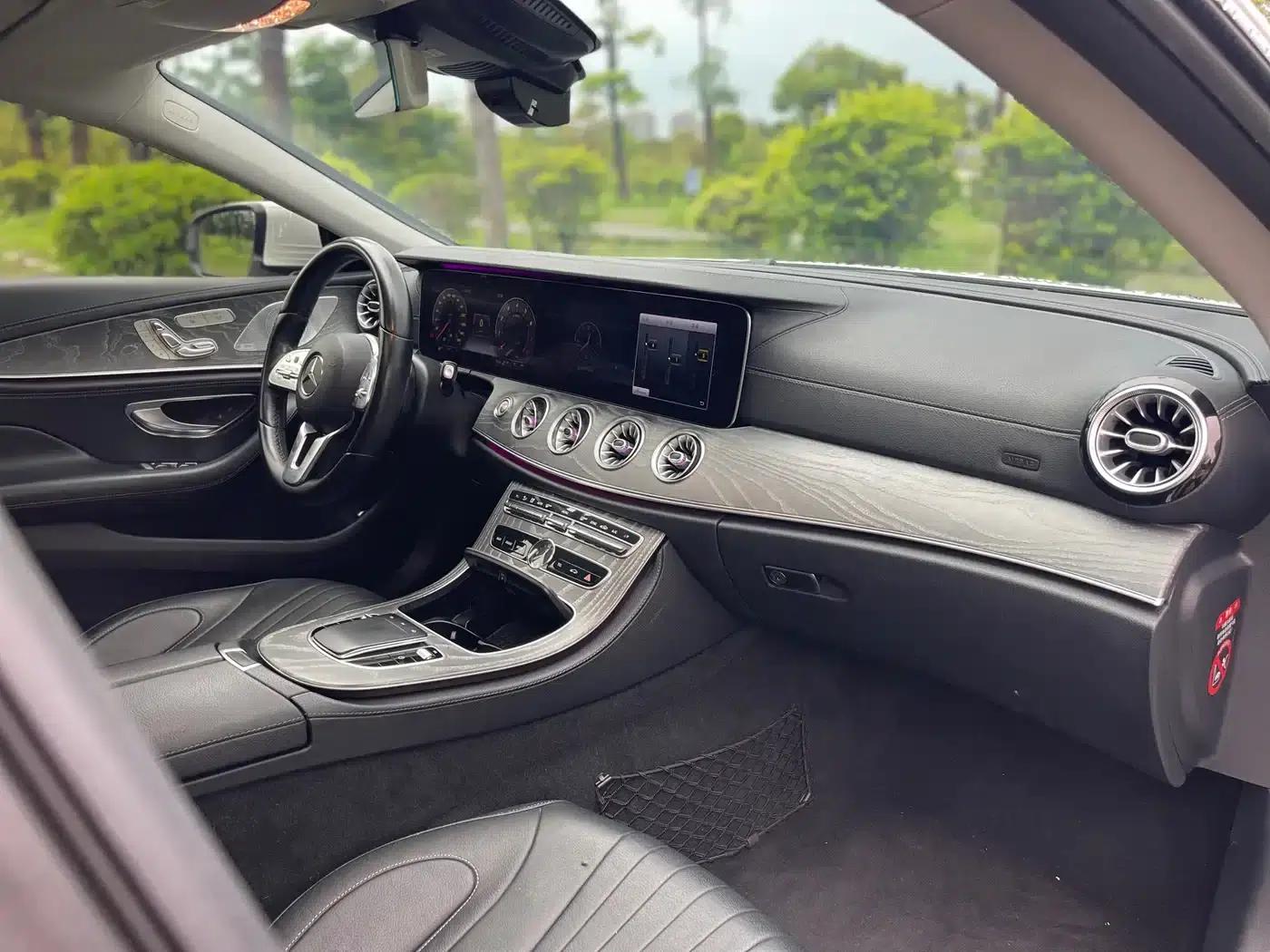 2018 Mercedes-Benz CLS 300 Dynamic — миниатюра 11