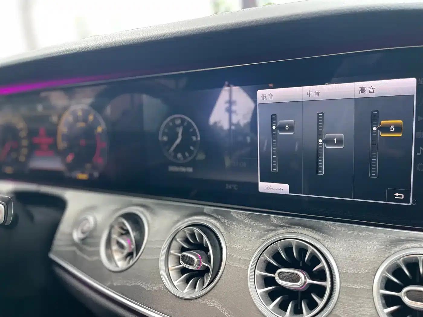 2018 Mercedes-Benz CLS 300 Dynamic — миниатюра 13