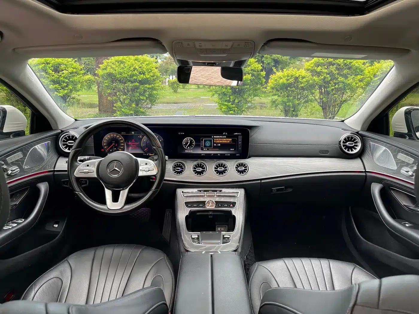 2018 Mercedes-Benz CLS 300 Dynamic — миниатюра 9