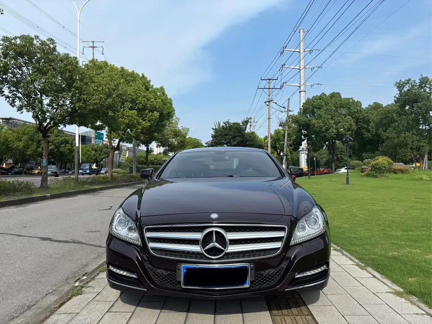 2012 Mercedes-Benz CLS 300 CGI — миниатюра 3