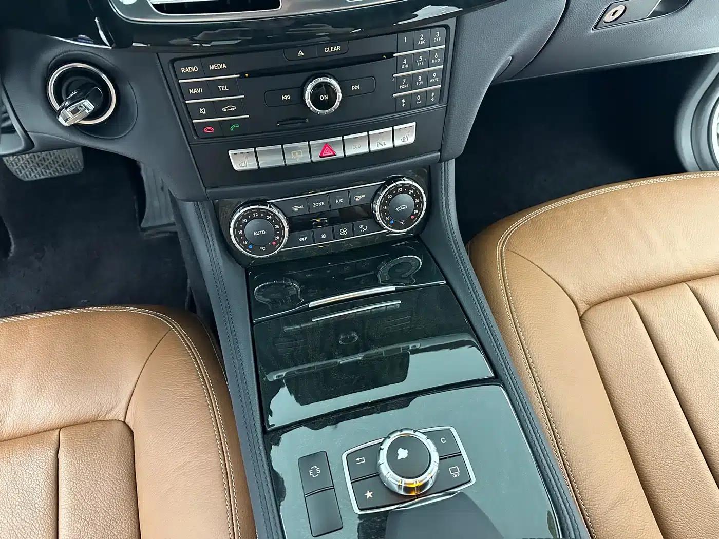 2015 Mercedes-Benz CLS 320 — миниатюра 18