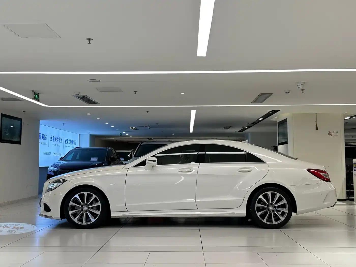 2015 Mercedes-Benz CLS 320 — миниатюра 4