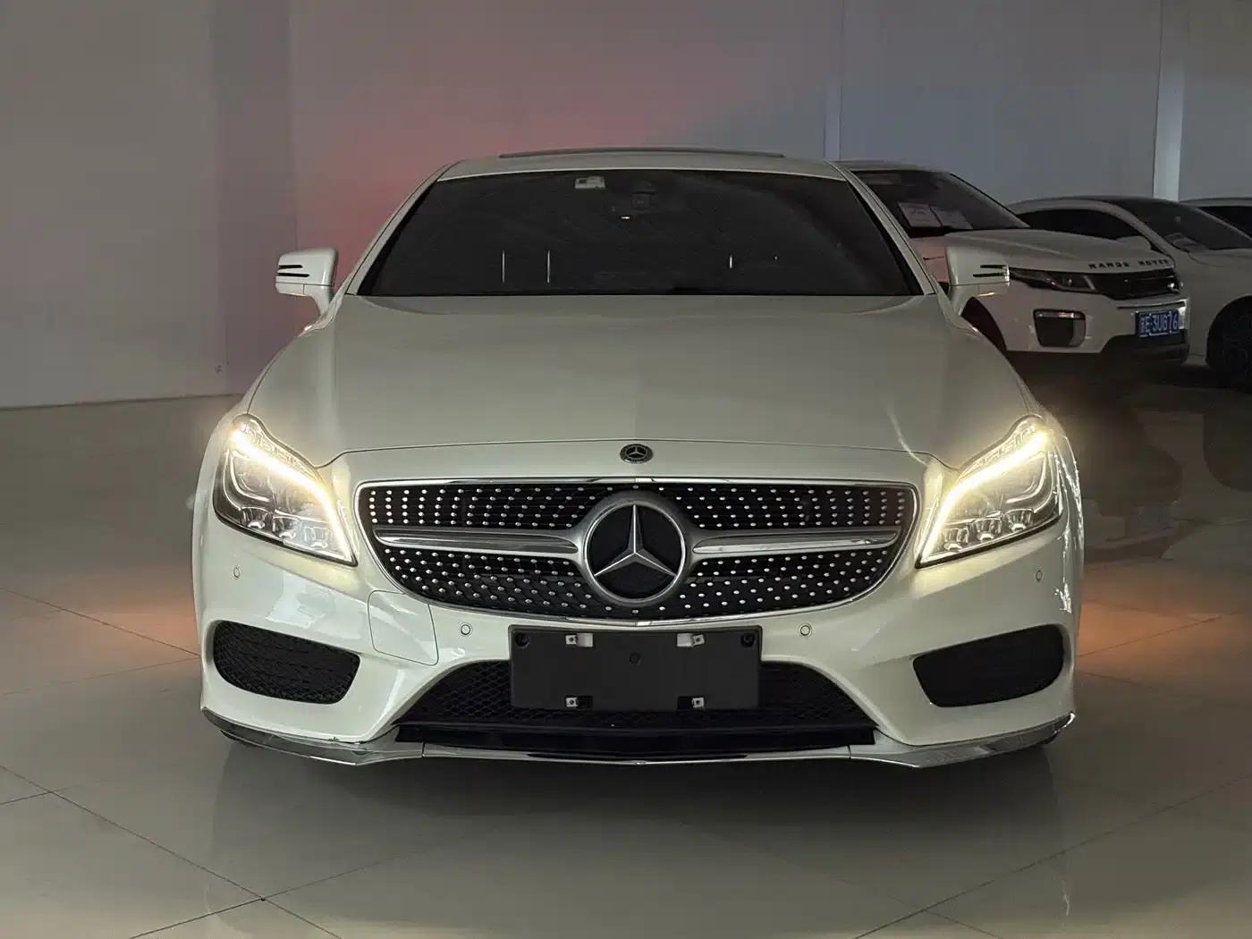Mercedes-Benz CLS 2017 CLS 260 Colorful Edition — миниатюра 3