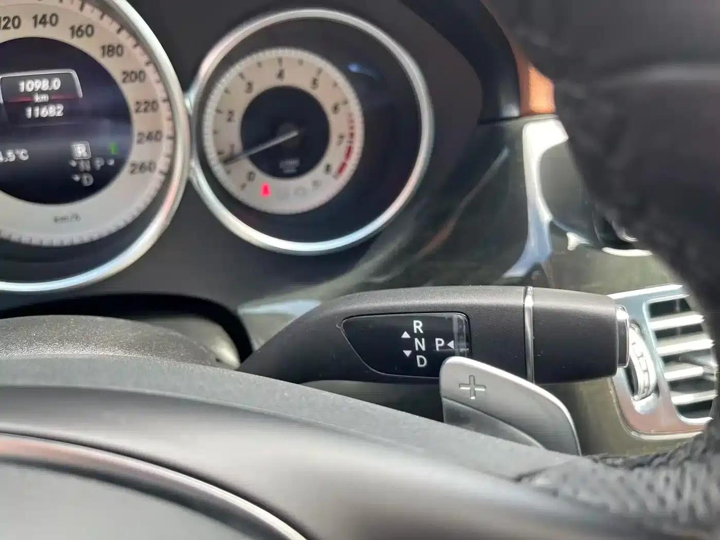 2015 Mercedes-Benz CLS 260 — миниатюра 28