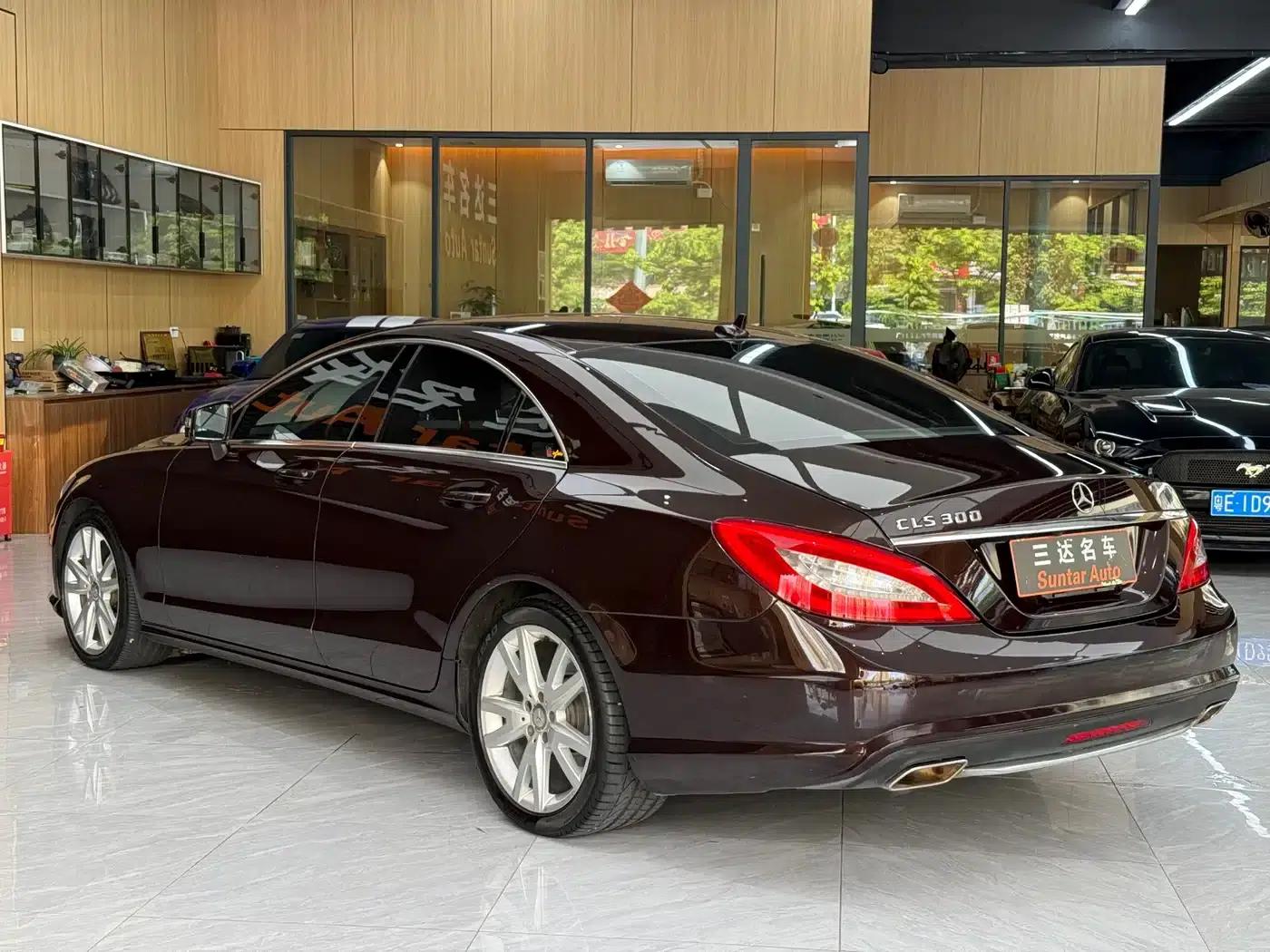 2012 Mercedes-Benz CLS 300 CGI — миниатюра 4