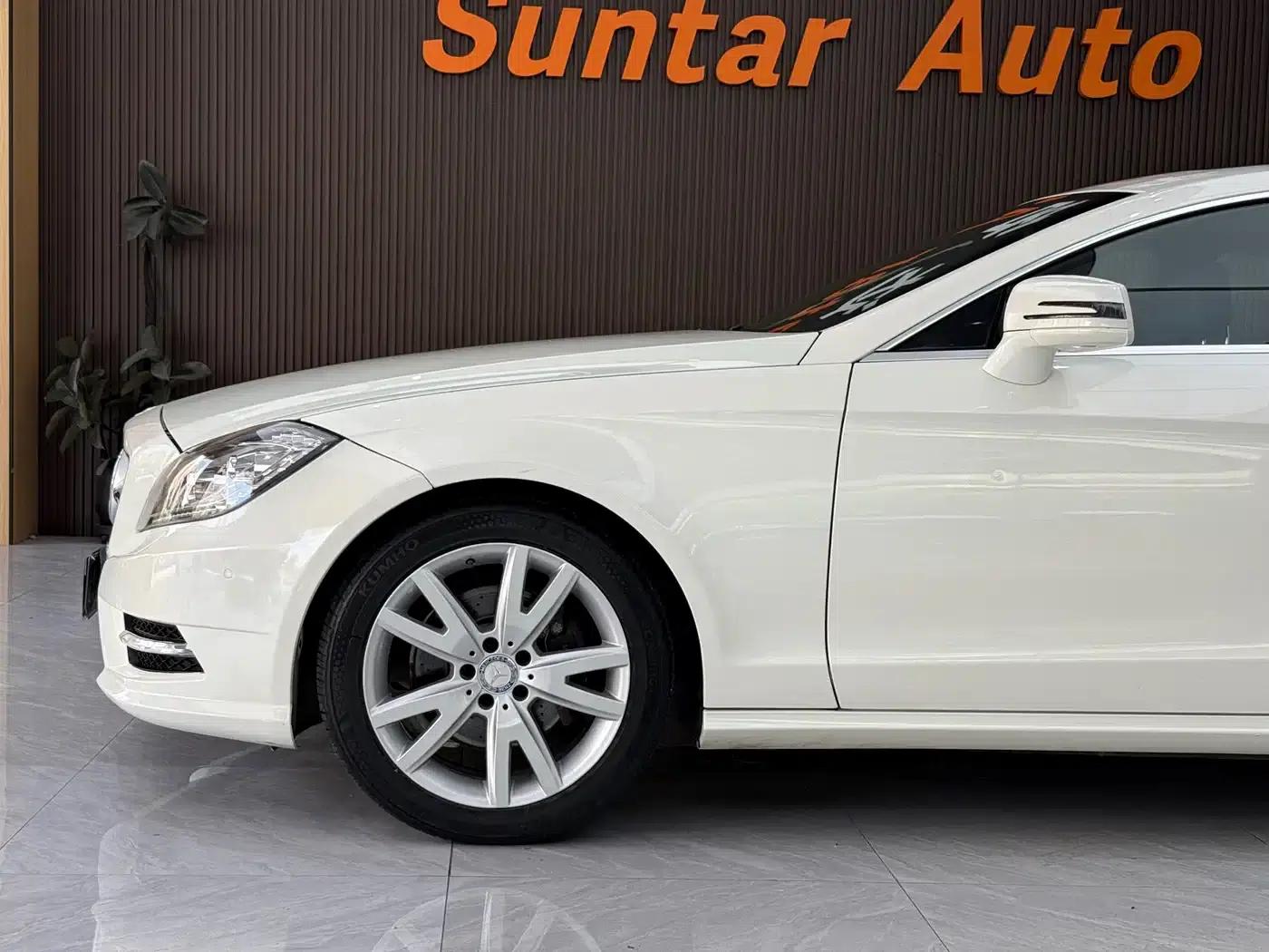 2012 Mercedes-Benz CLS 300 CGI — миниатюра 8