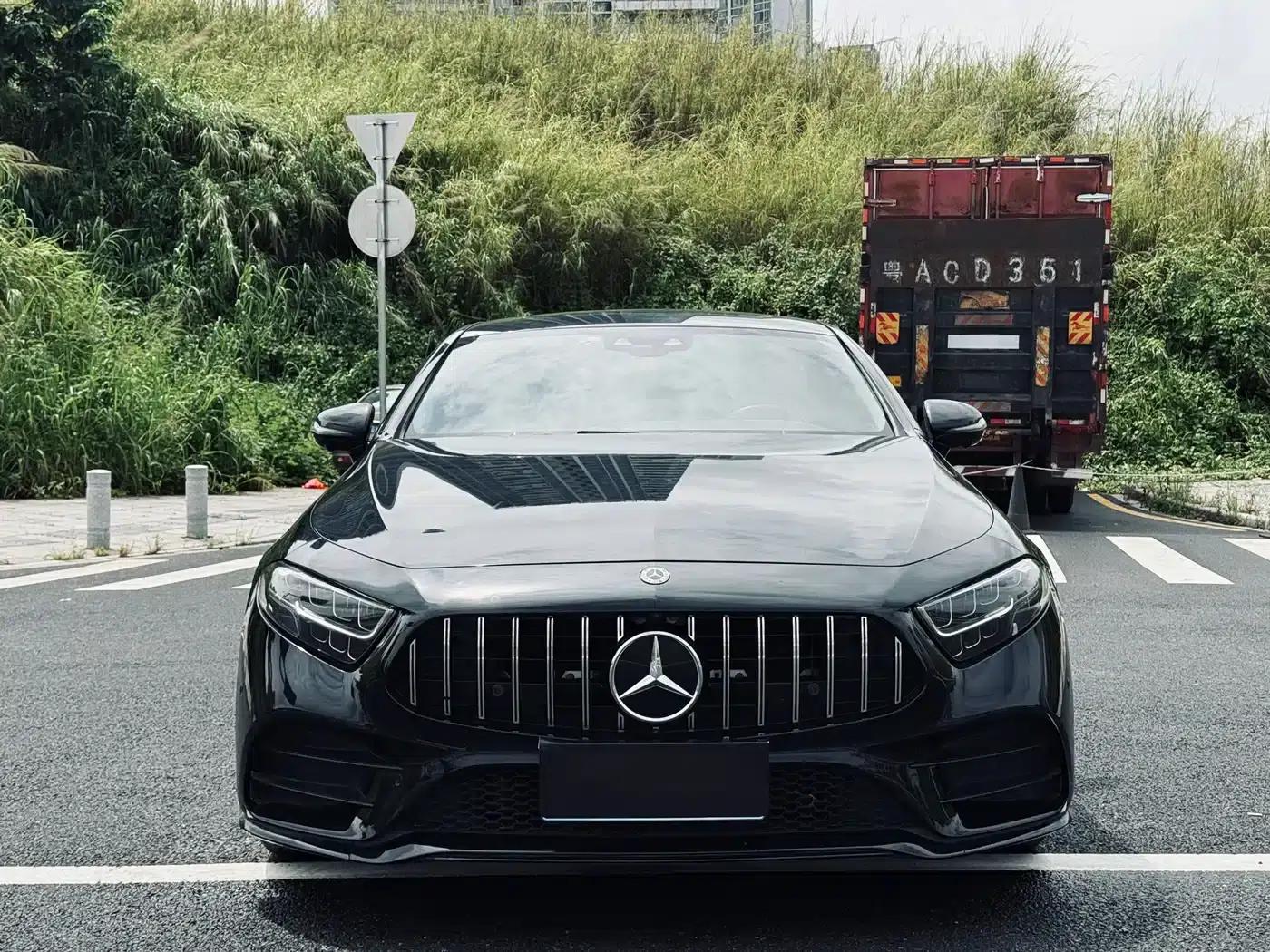 Mercedes-Benz CLS 2018 CLS 300 Luxury — миниатюра 2