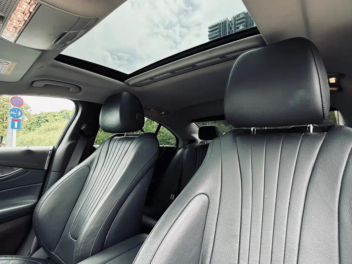 Mercedes-Benz CLS 2018 CLS 300 Luxury — миниатюра 37