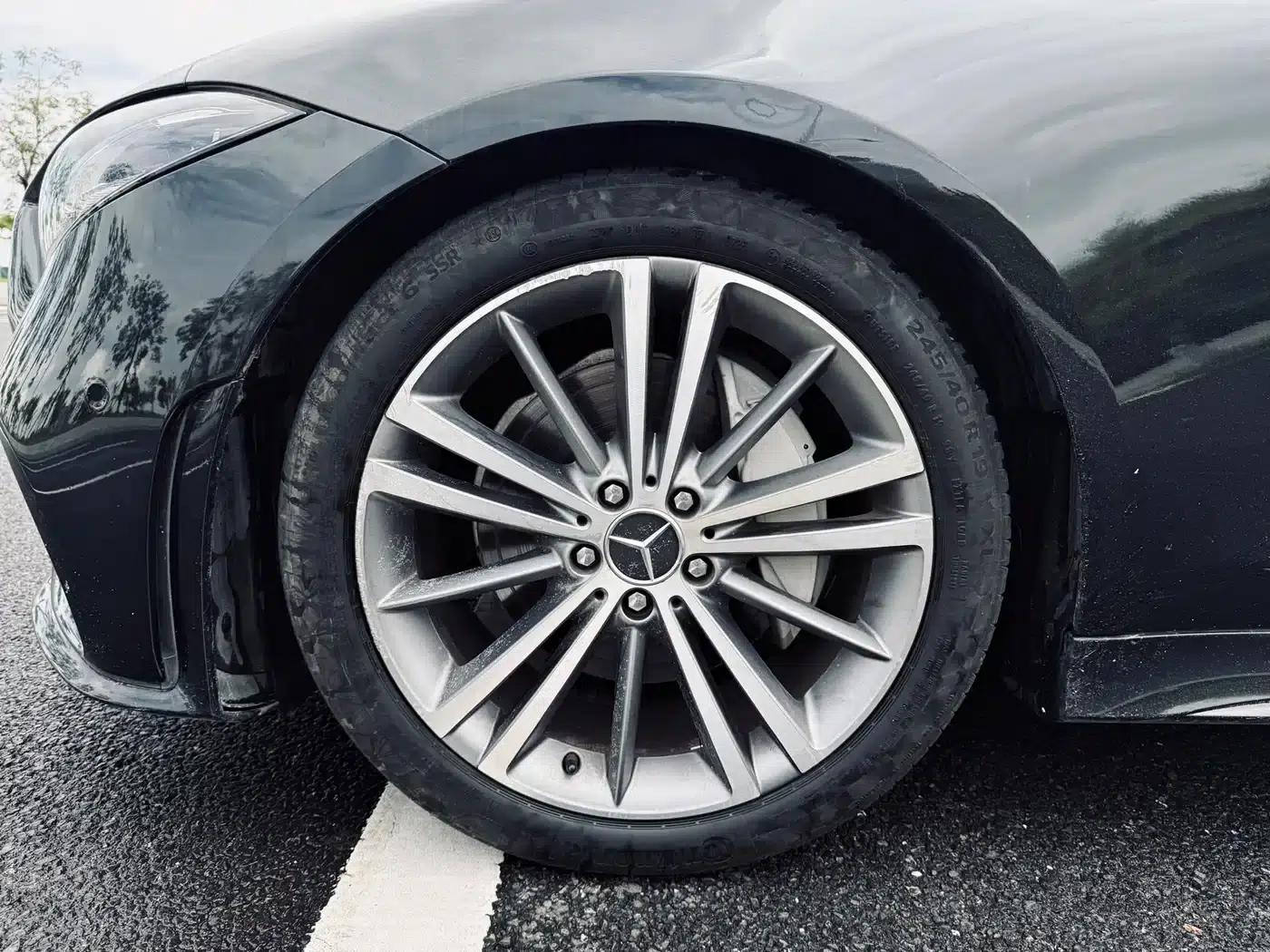 Mercedes-Benz CLS 2018 CLS 300 Luxury — миниатюра 9