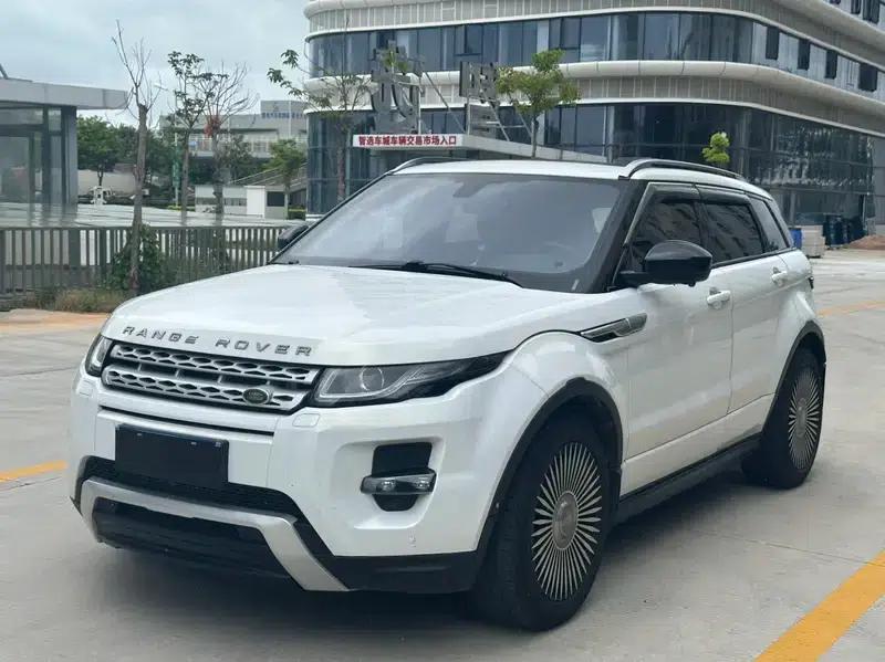 Range Rover Evoque 2015 2.0T 5-Door Dynamic Edition — миниатюра 1