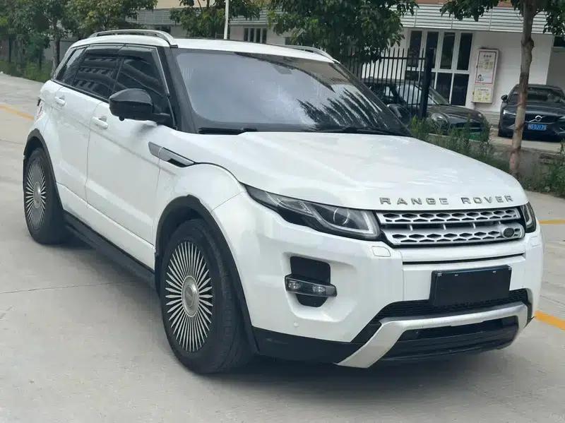 Range Rover Evoque 2015 2.0T 5-Door Dynamic Edition — миниатюра 3