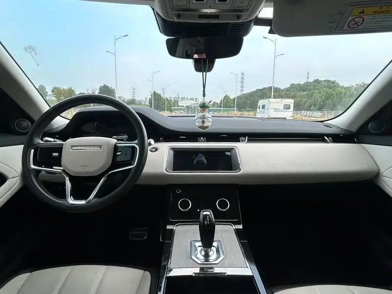 Range Rover Evoque 2021 Model: Evoque L 249PS R-Dynamic HSE Luxury Edition — миниатюра 11