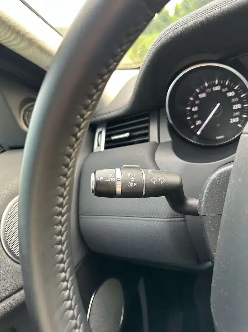 Range Rover Evoque 2018 240PS SE Smart Edition — миниатюра 17