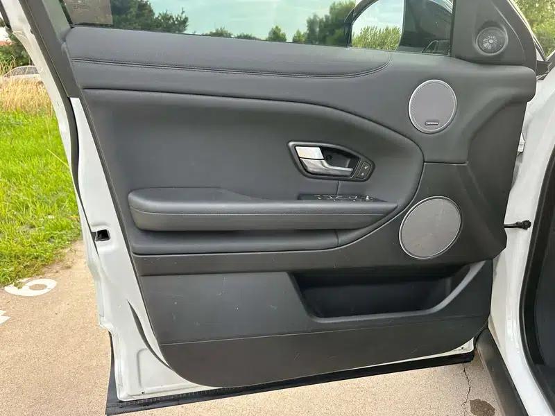 Range Rover Evoque 2018 240PS SE Smart Edition — миниатюра 9