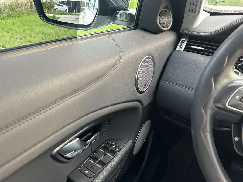 Range Rover Evoque 2018 240PS SE Smart Edition — миниатюра 10