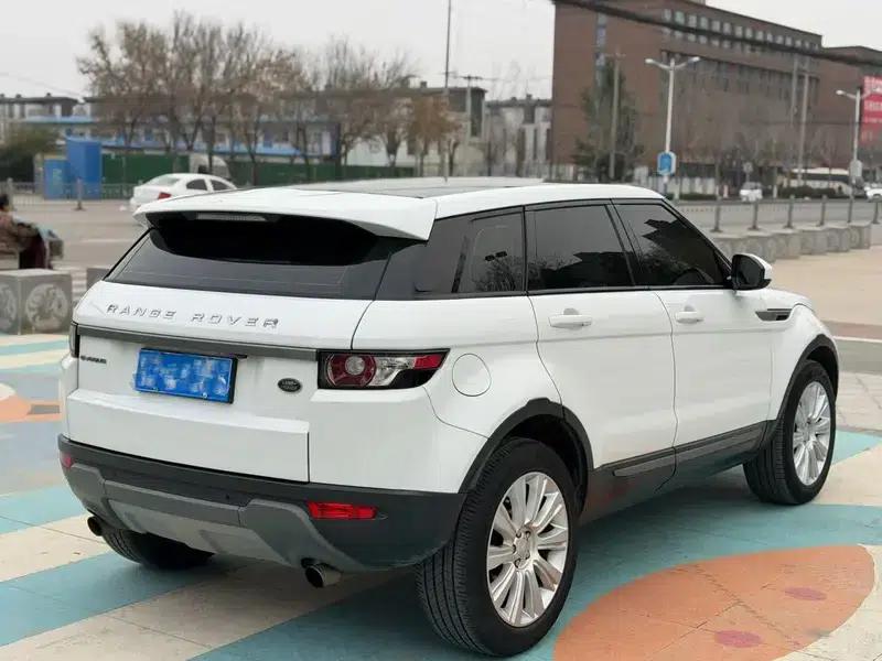 Range Rover Evoque 2015 2.0T 5-Door Smart Edition — миниатюра 6