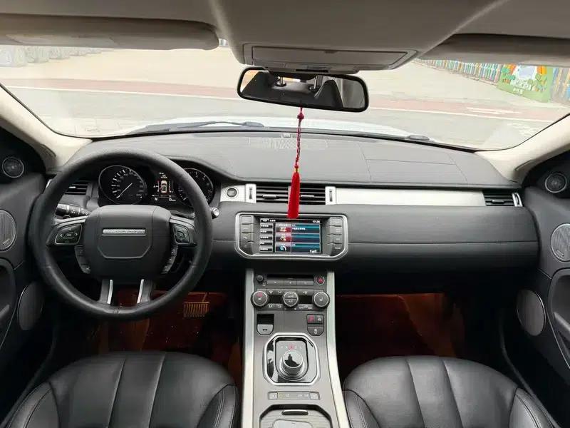 Range Rover Evoque 2015 2.0T 5-Door Smart Edition — миниатюра 7