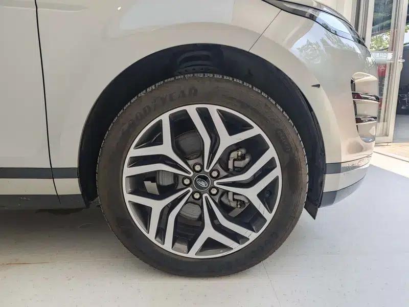 2024 Range Rover Evoque L 2.0T SE Luxury Edition — миниатюра 7