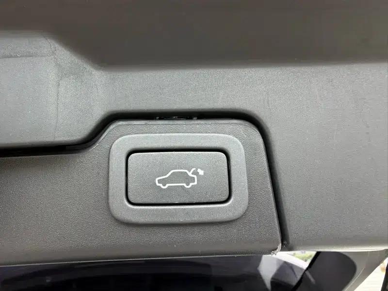Range Rover Evoque 2018 240PS SE Smart Edition — миниатюра 13