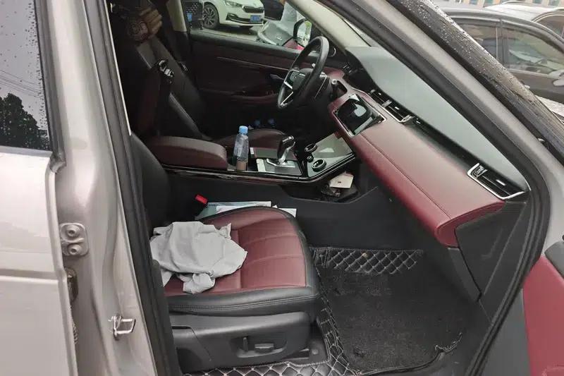 Range Rover Evoque 2021 Model: Evoque L 249PS R-Dynamic First Edition — миниатюра 10