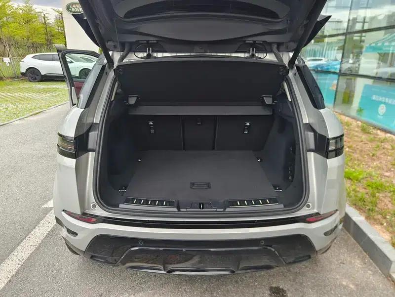 2024 Range Rover Evoque L 2.0T SE Luxury Edition — миниатюра 17