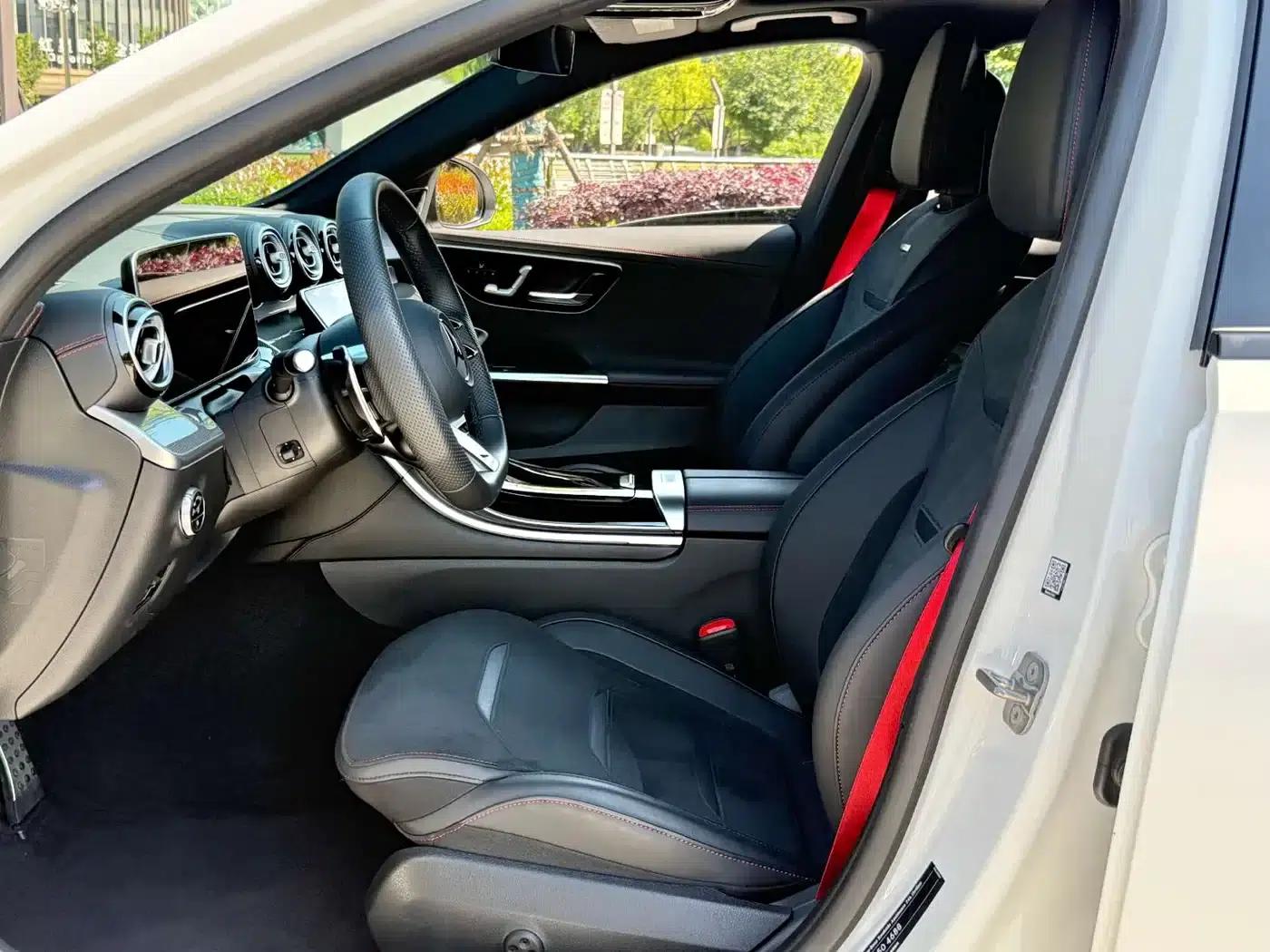 2024 Mercedes-Benz C-Class AMG 43 4MATIC — миниатюра 15