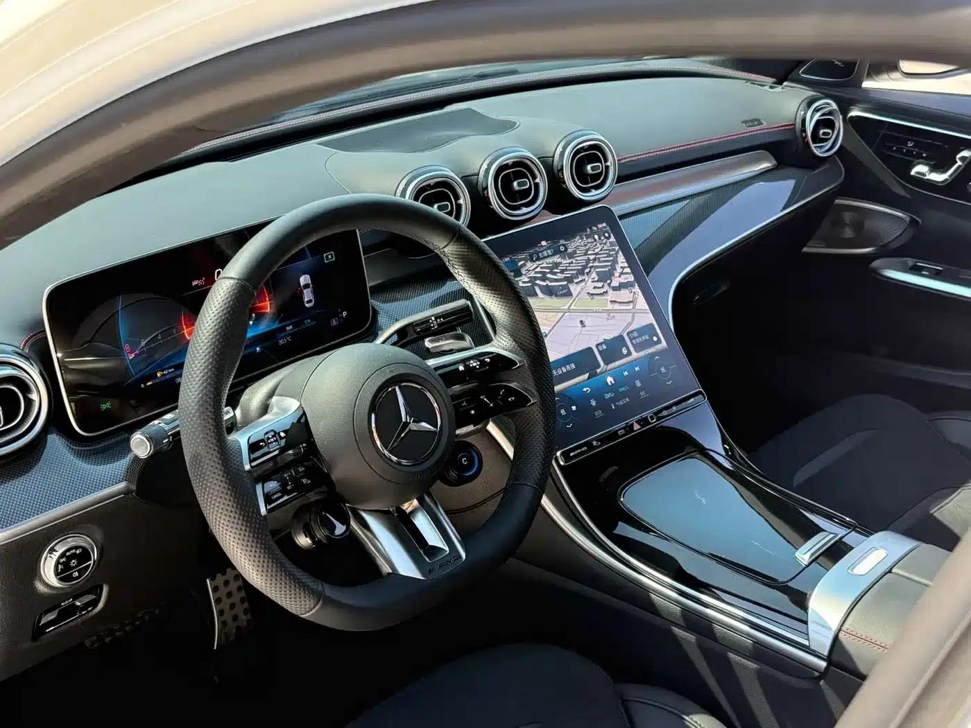2024 Mercedes-Benz C-Class AMG 43 4MATIC — миниатюра 10