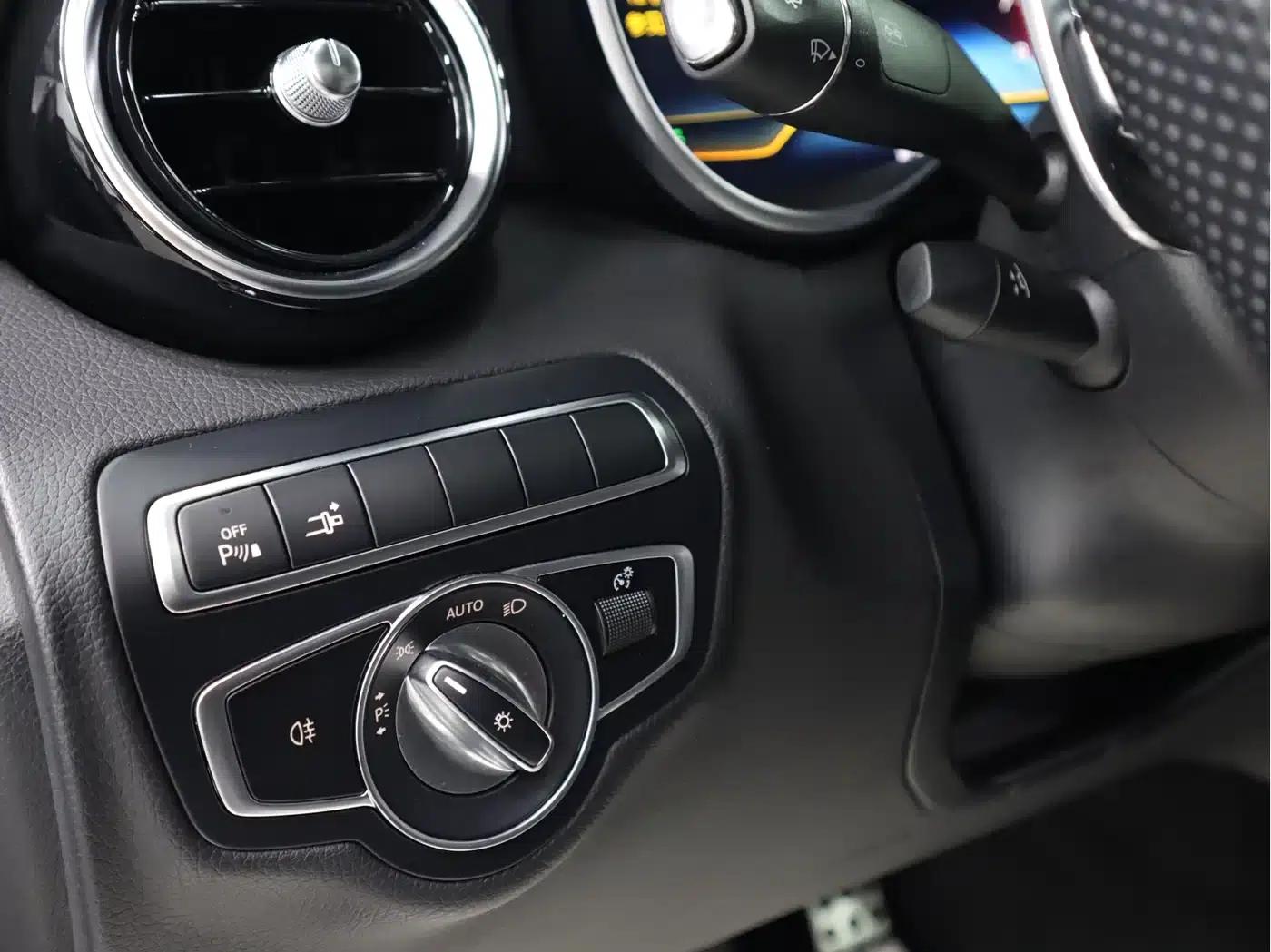 2023 Mercedes-Benz C-Class AMG C 43 4MATIC Coupe — миниатюра 21