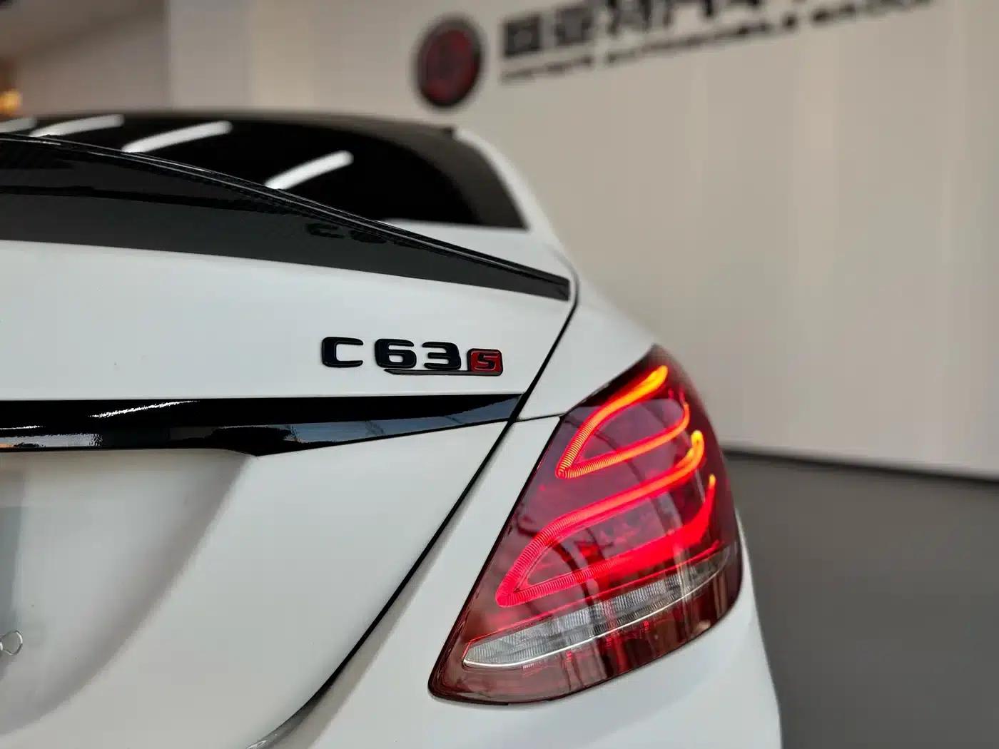2017 Mercedes-Benz C-Class AMG C 63 S — миниатюра 25