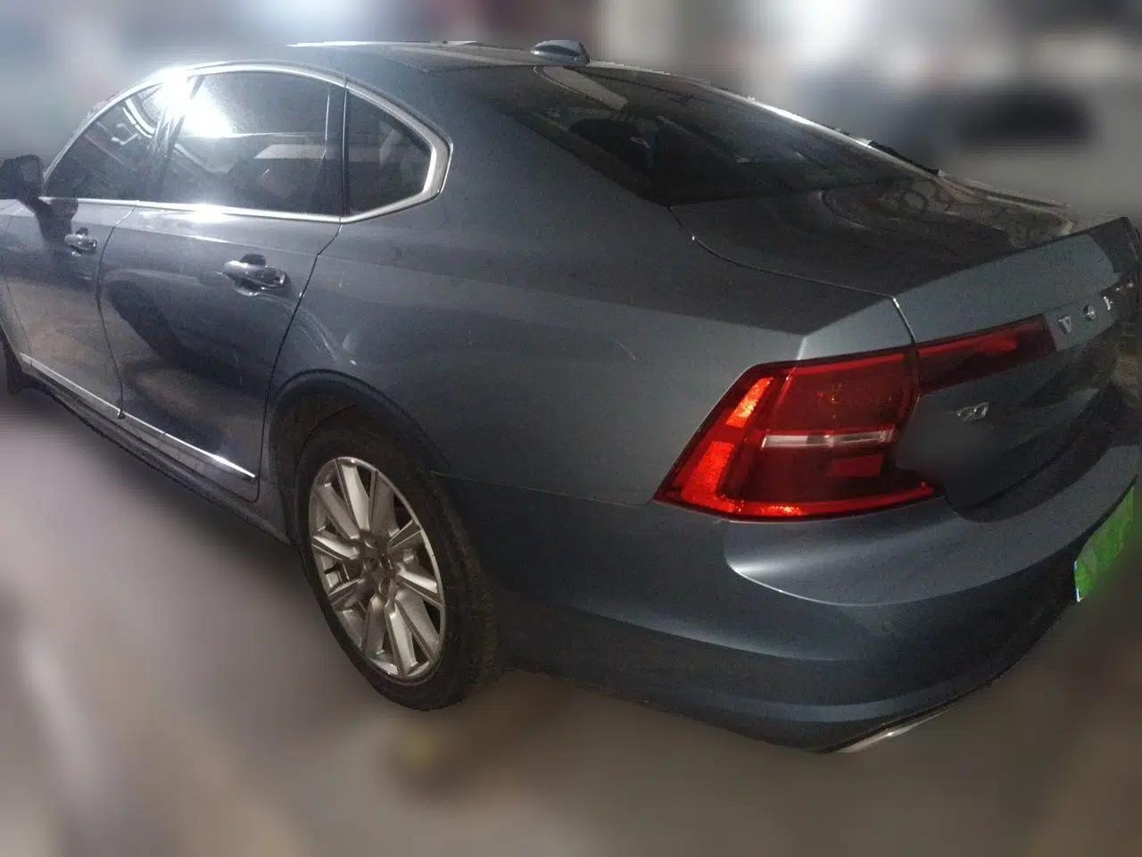 Volvo S90 2020 Facelifted T5 Zhiyi Luxury Edition — миниатюра 4