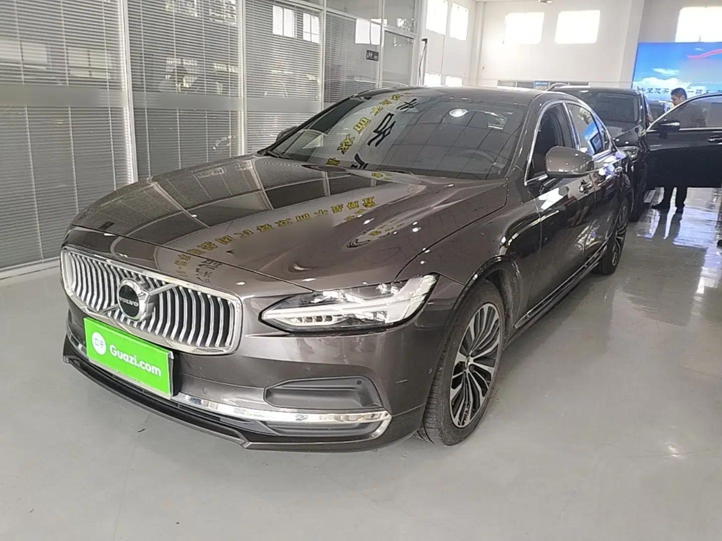 Volvo S90 2023 B5 Zhiyi Luxury Edition — миниатюра 1