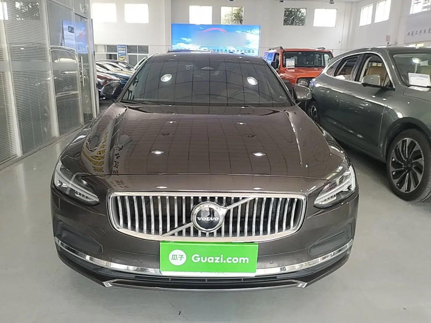 Volvo S90 2023 B5 Zhiyi Luxury Edition — миниатюра 2