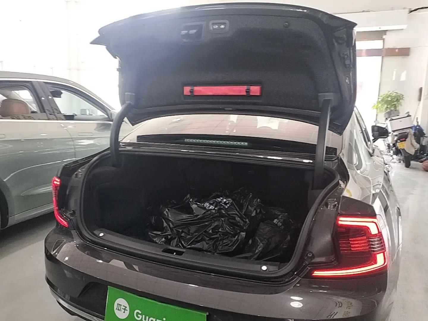 Volvo S90 2023 B5 Zhiyi Luxury Edition — миниатюра 22
