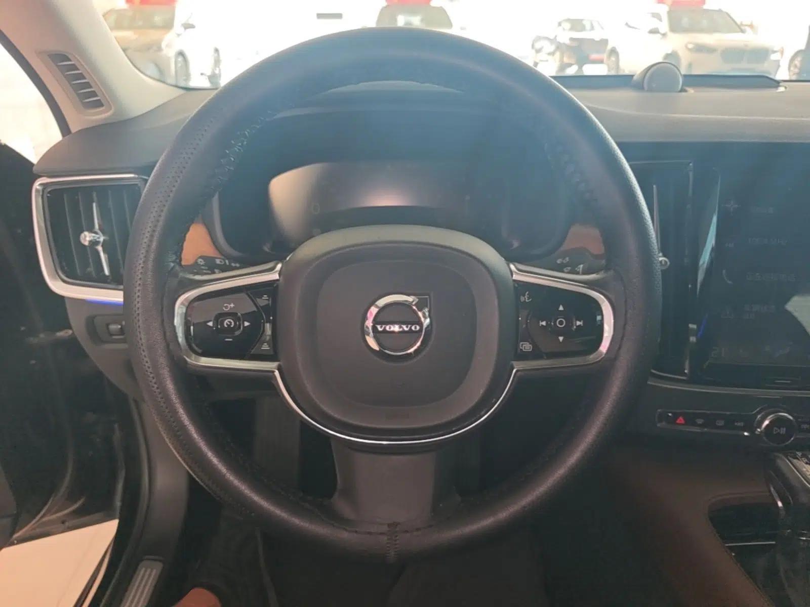 Volvo S90 2020 T5 Zhiyi Luxury Edition — миниатюра 13