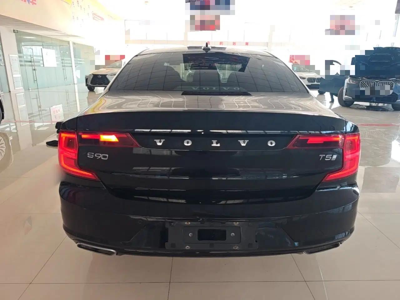 Volvo S90 2020 T5 Zhiyi Luxury Edition — миниатюра 5