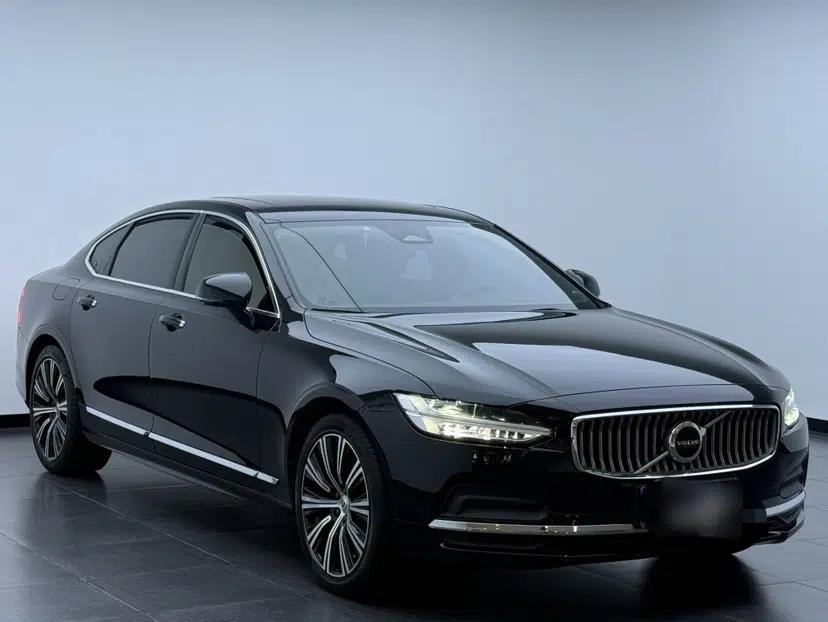 Volvo S90 2022 B5 Zhiyuan Luxury Edition — миниатюра 12