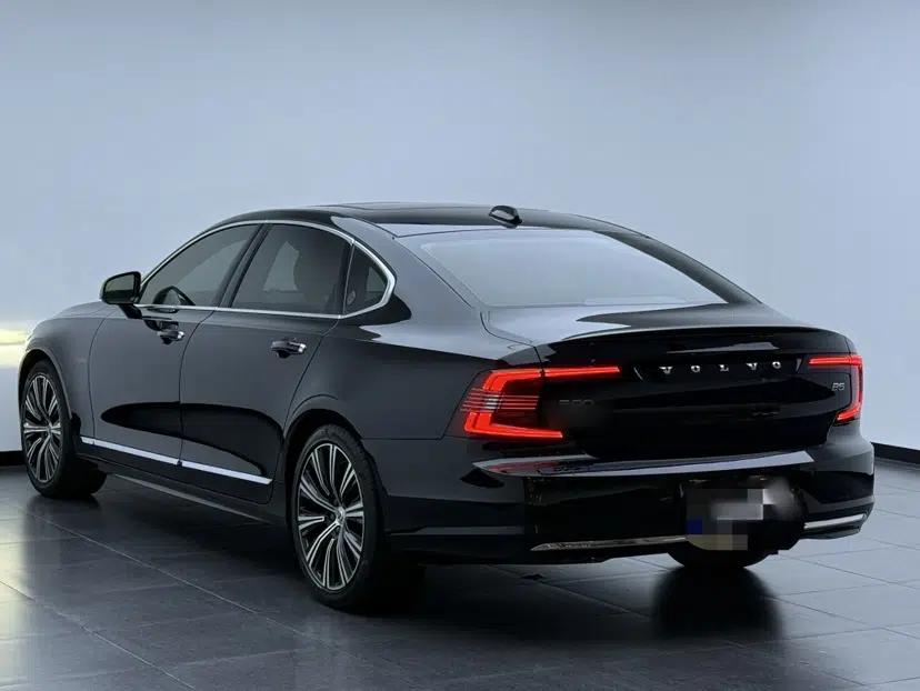 Volvo S90 2022 B5 Zhiyuan Luxury Edition — миниатюра 14