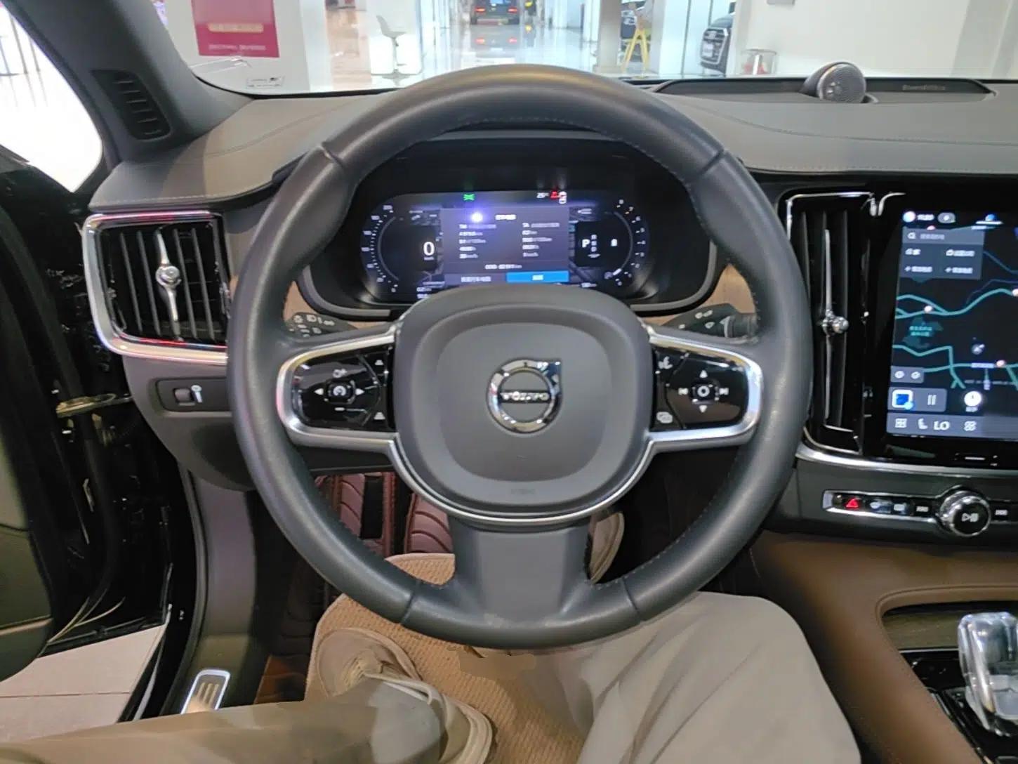 Volvo S90 2022 B5 Zhiyuan Luxury Edition — миниатюра 19