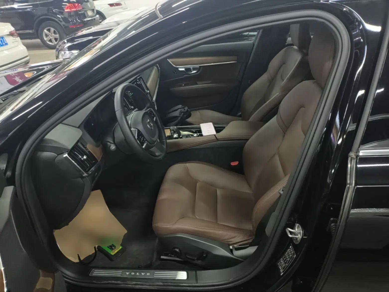 Volvo S90 2024 B5 Zhiyi Luxury Edition — миниатюра 17