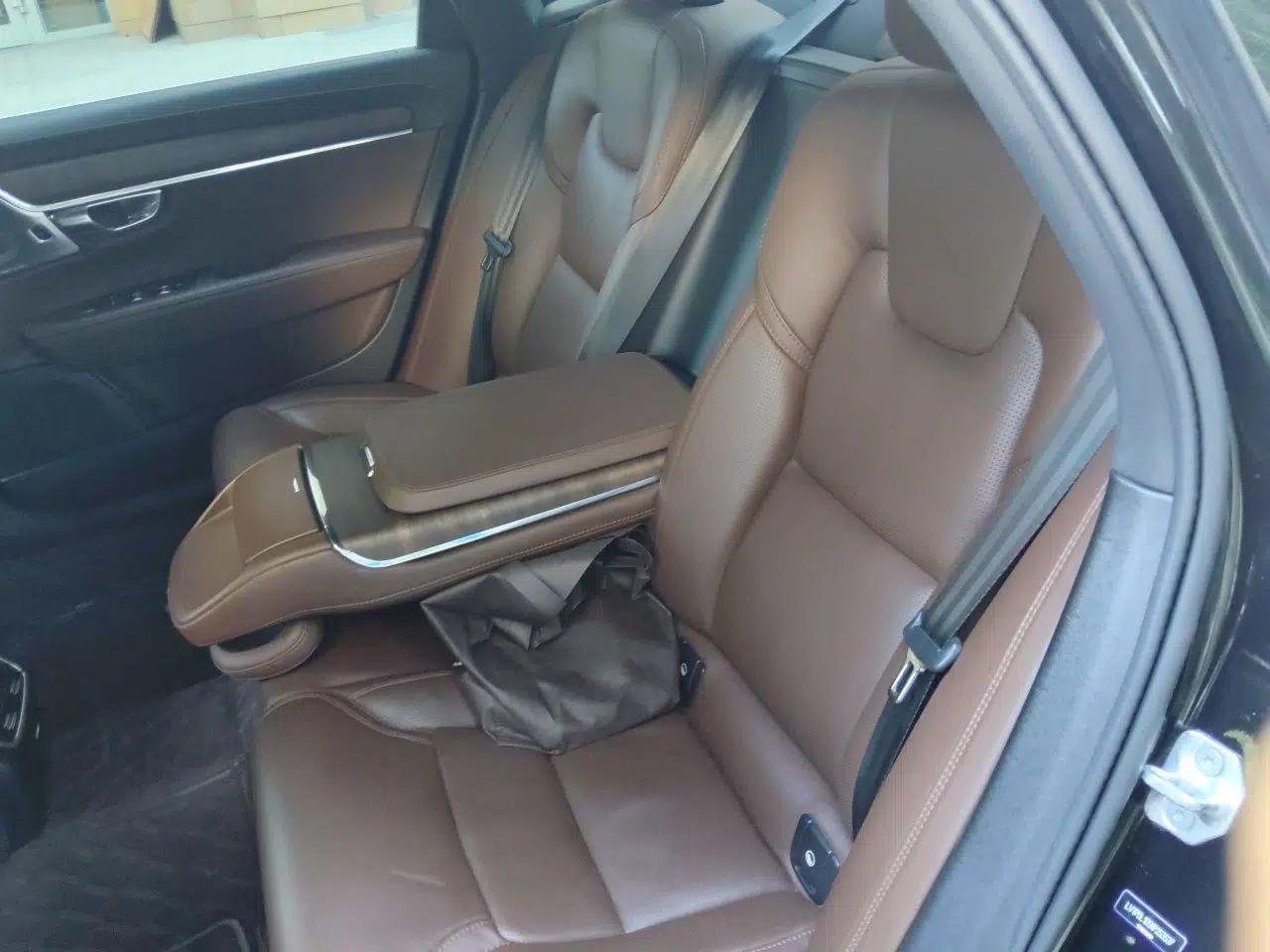 Volvo S90 2022 B5 Zhiya Luxury Edition — миниатюра 17