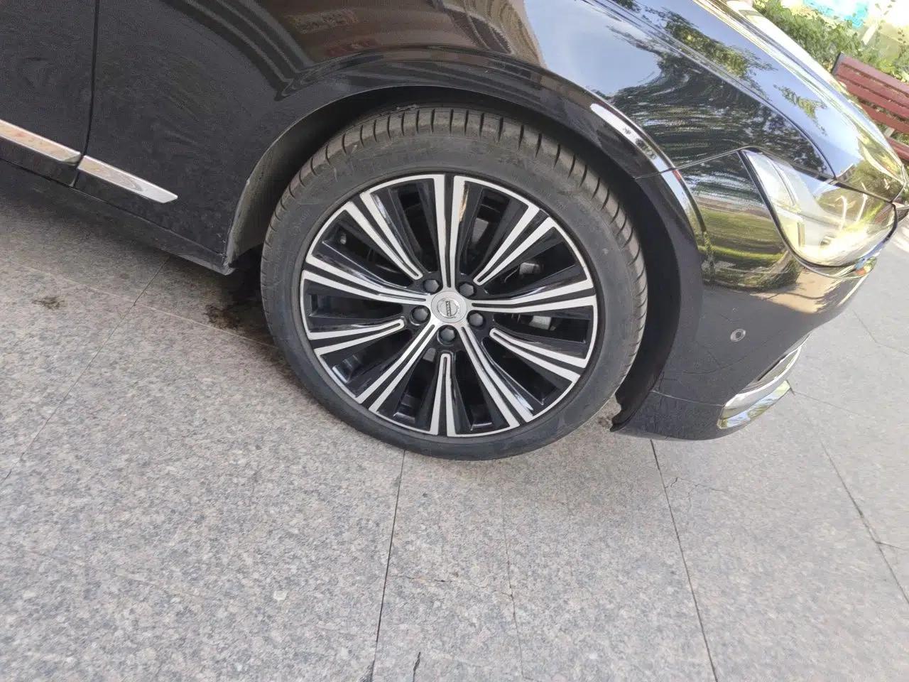 Volvo S90 2022 B5 Zhiya Luxury Edition — миниатюра 8