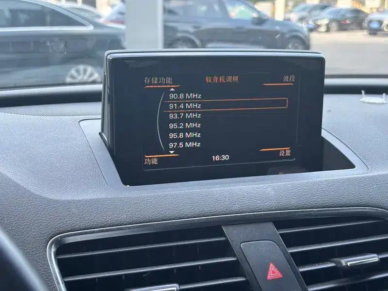 Audi Q3 2013 35 TFSI Progressive — миниатюра 13