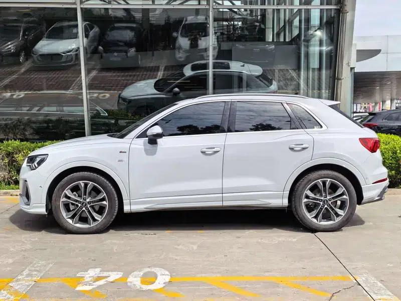Audi Q3 2022 40 TFSI Fashion Dynamic — миниатюра 4