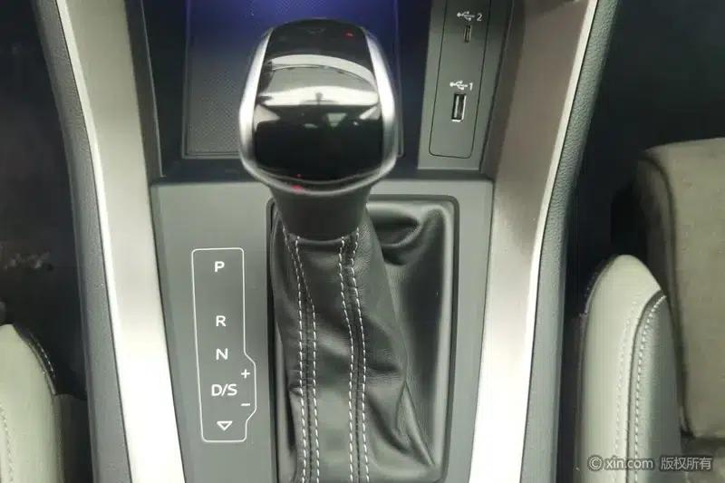 Audi Q3 2020 35 TFSI Fashion Dynamic Edition — миниатюра 16